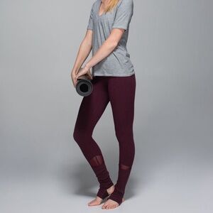 LULULEMON Women’s Devi Yoga Pant Heathered Bordeaux Drama/Black Cherry size: 4/6